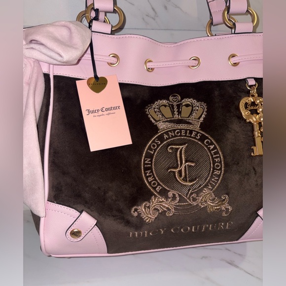 NWT Juicy Couture Classic Juicy Lover Tote - Picture 12 of 12